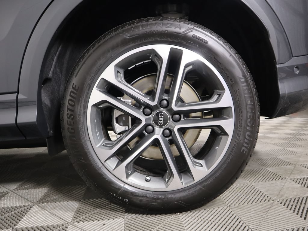 Used 2025 Audi Q5 Premium w/ Premium Plus AWD/4WD image 33