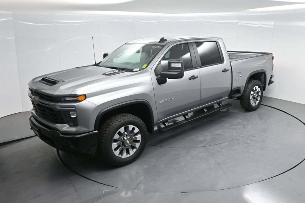 Used 2025 Chevrolet Silverado 2500 Custom w/ Custom Convenience Package AWD/4WD image 52