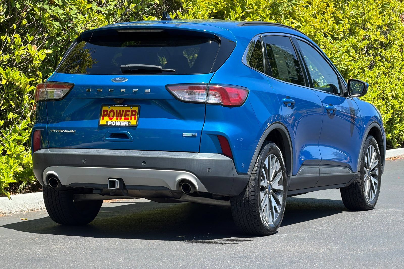 Used 2020 Ford Escape Titanium AWD/4WD image 4