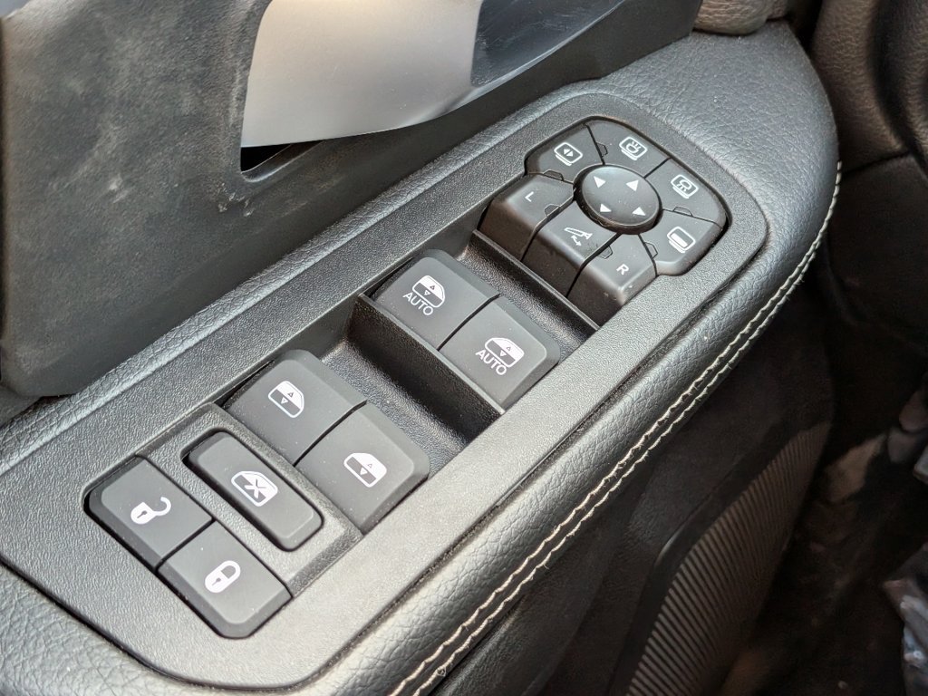 New 2026 RAM 2500 Big Horn AWD/4WD image 27
