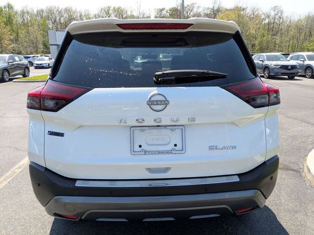 Used 2023 Nissan Rogue SL w/ SL Premium Package image 9