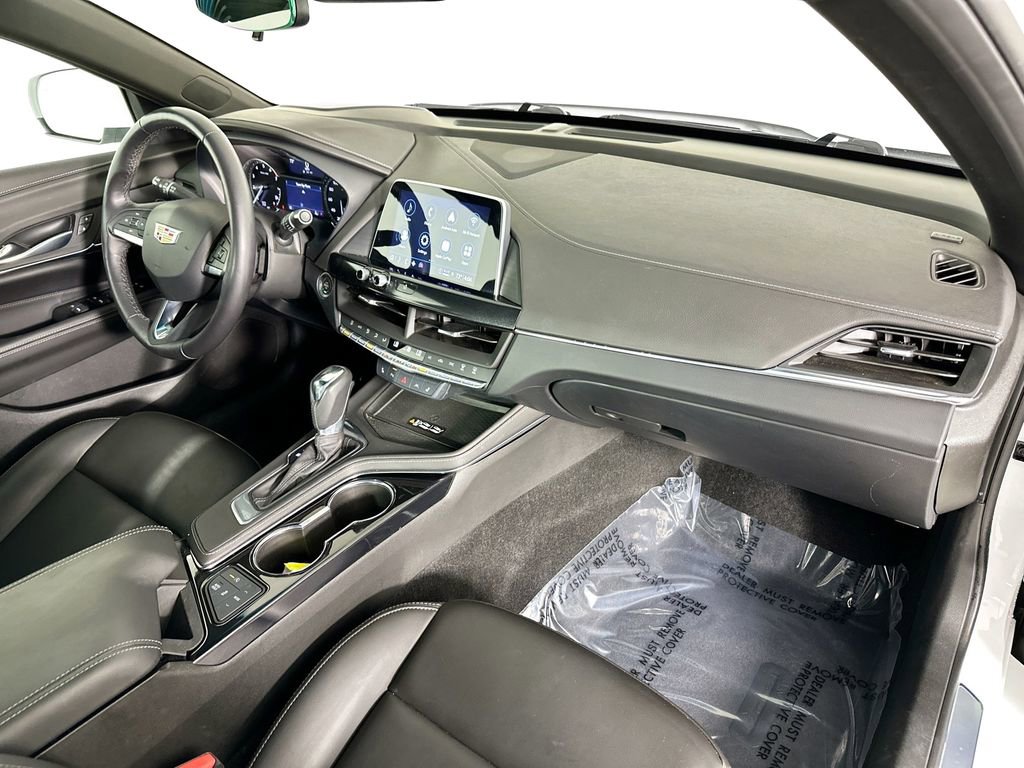 Used 2023 Cadillac CT4 Luxury w/ Cold Weather Package image 27