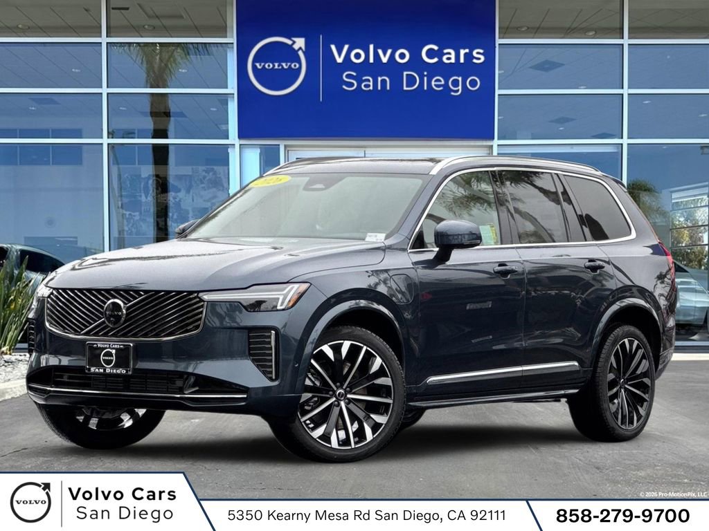 New 2026 Volvo XC90 T8 Plus