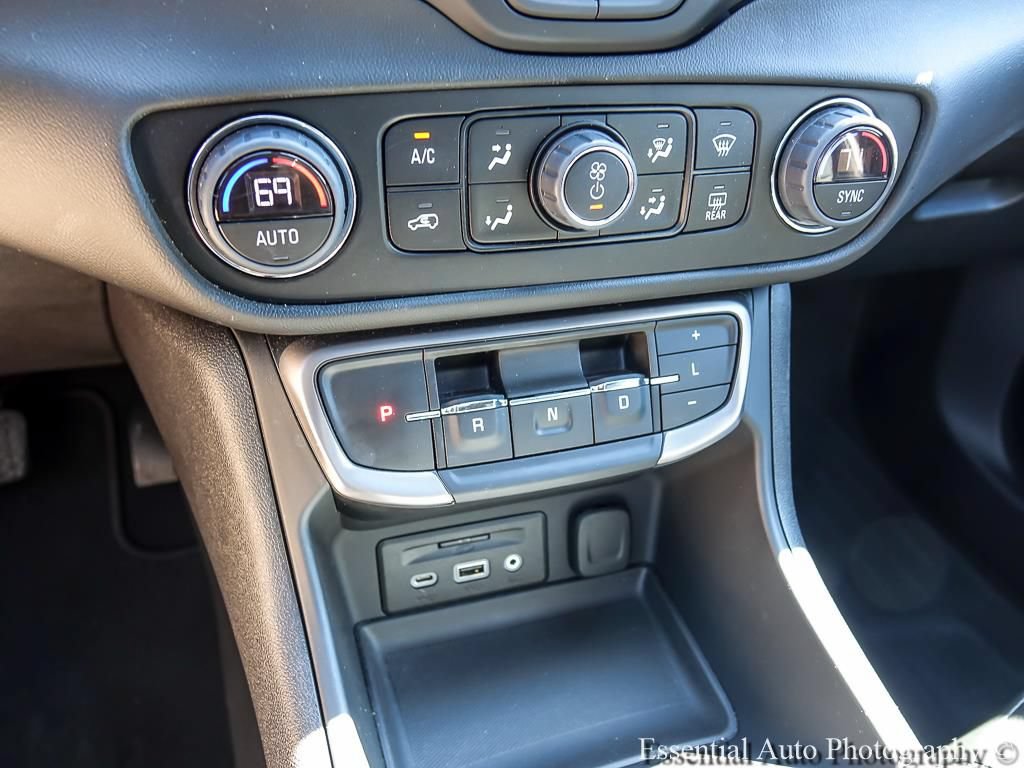 Used 2024 GMC Terrain AT4 w/ Infotainment Package II AWD/4WD image 24