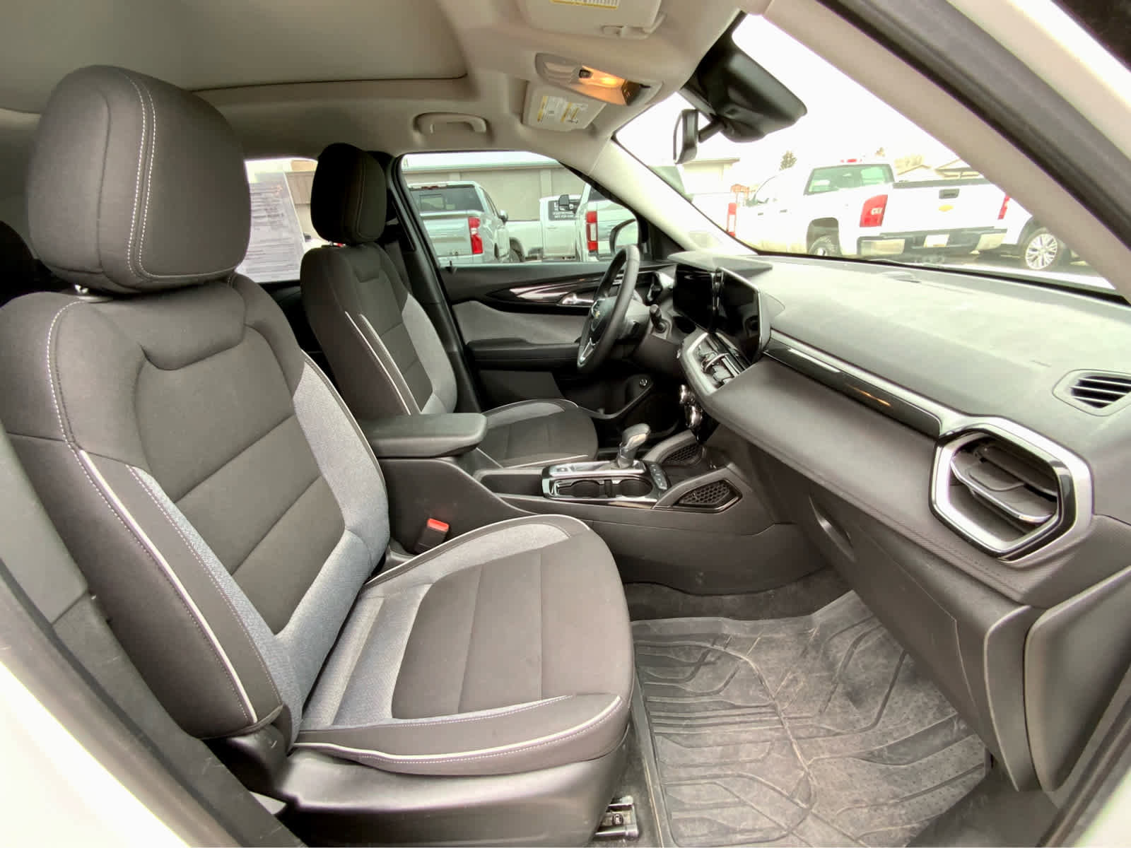 Certified 2024 Chevrolet TrailBlazer LT w/ Convenience Package image 23