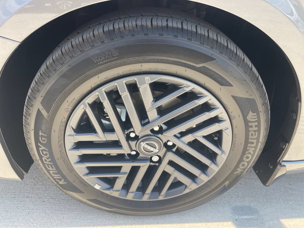 Certified 2026 Nissan Sentra SV w/ Floor Mat Package FWD image 27