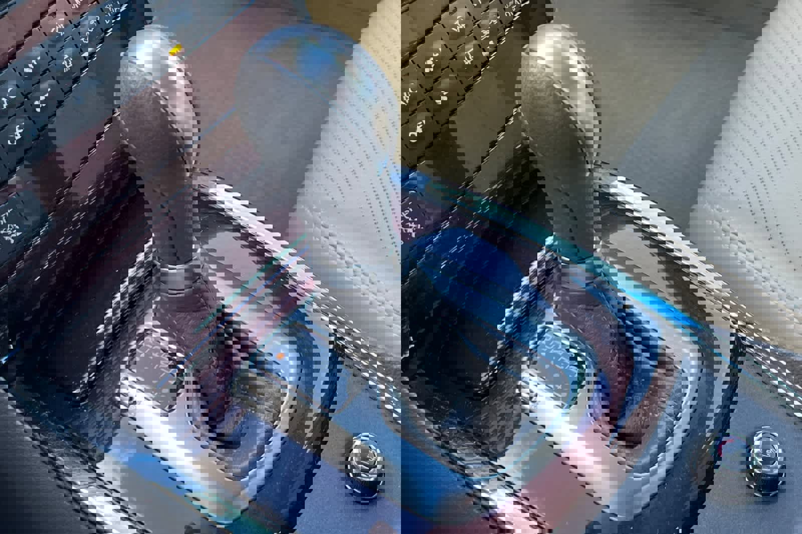 Used 2010 INFINITI G37 Journey w/ Premium Pkg image 24