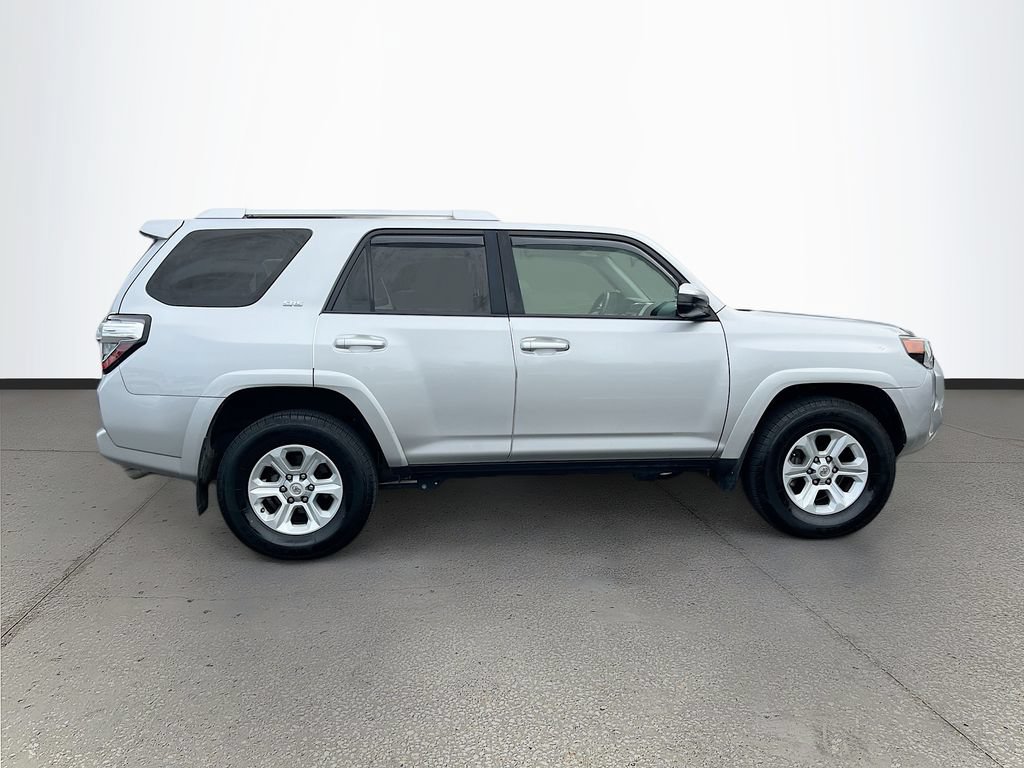 Used 2016 Toyota 4Runner SR5 RWD image 8