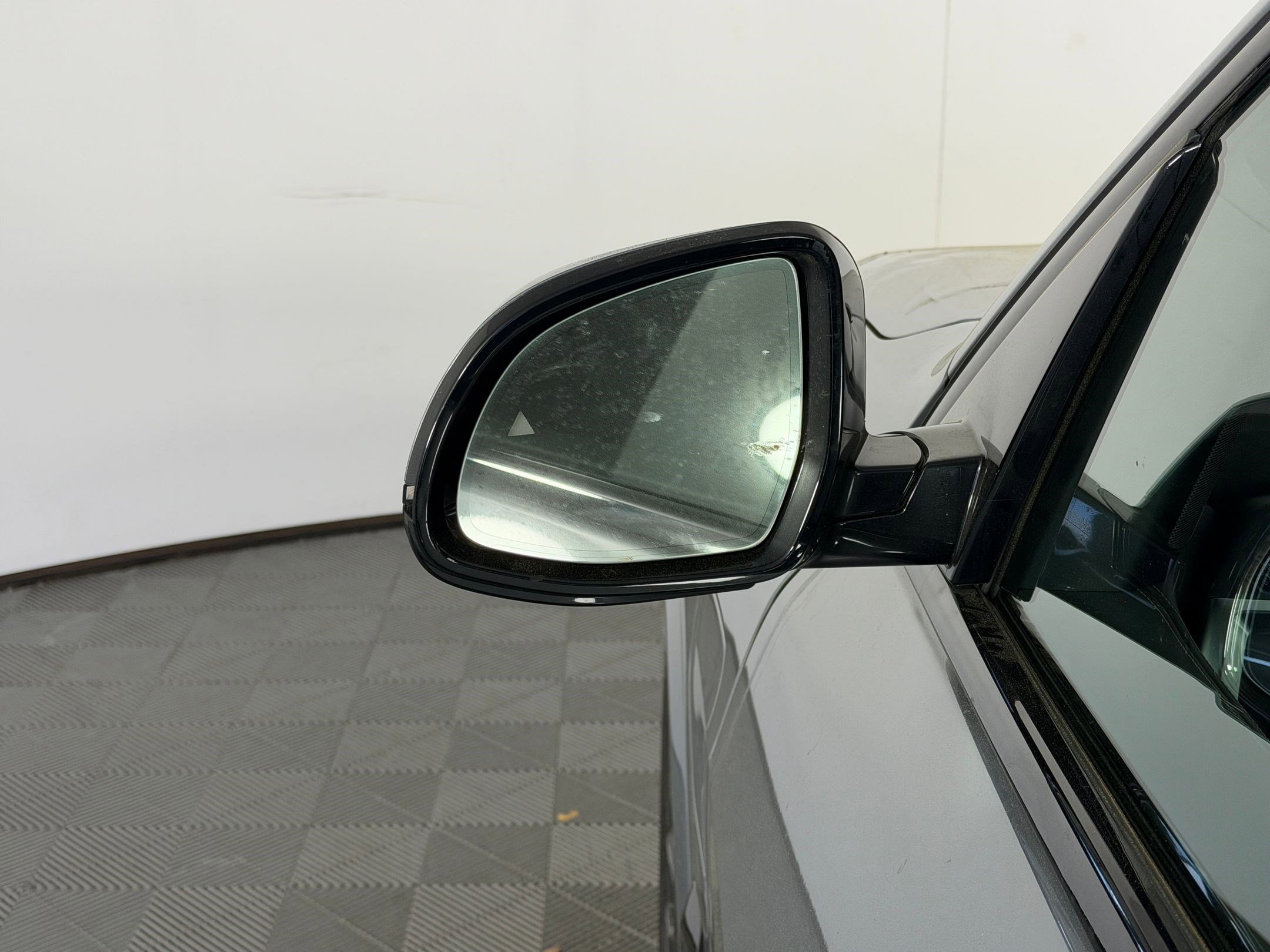 New 2026 BMW X5 xDrive50e w/ Executive Package image 22