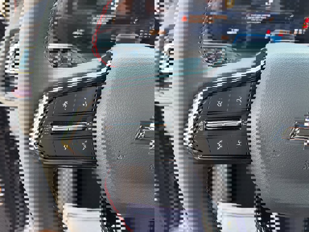 New 2026 Chevrolet Traverse RS image 19