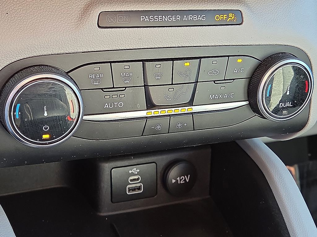 Used 2024 Ford Escape Active image 27