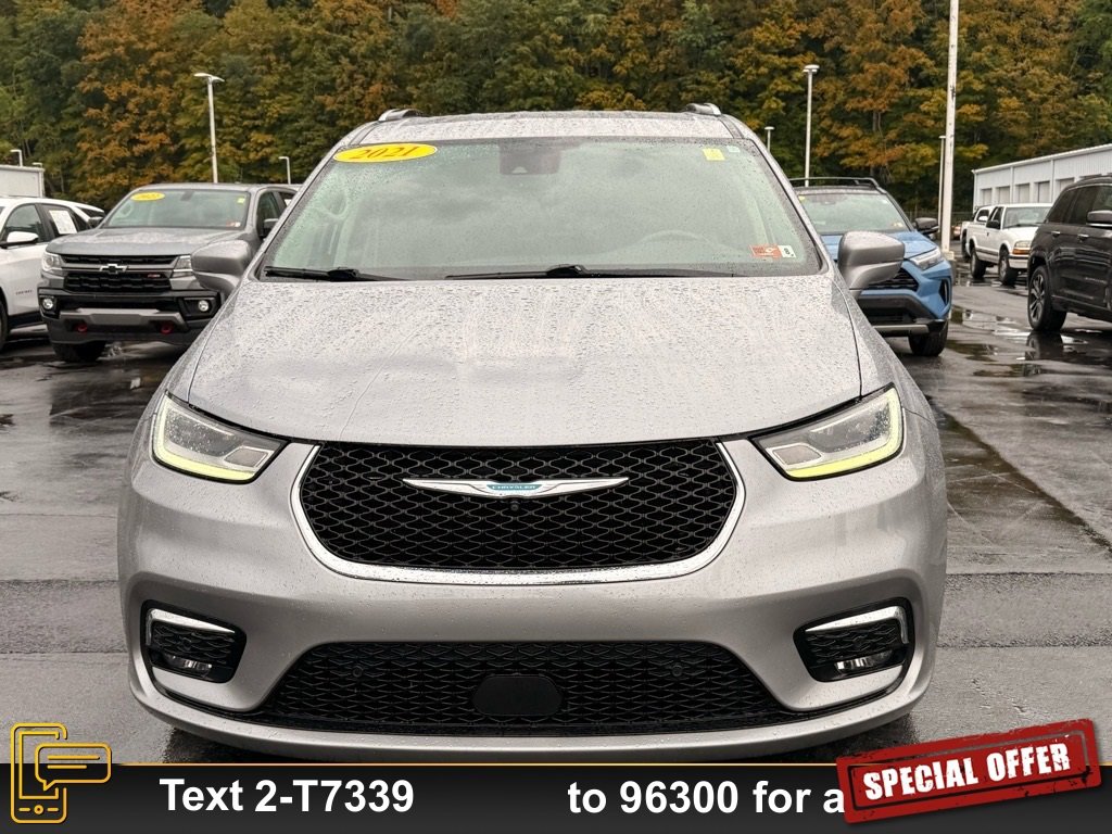 Used 2021 Chrysler Pacifica Touring-L image 11