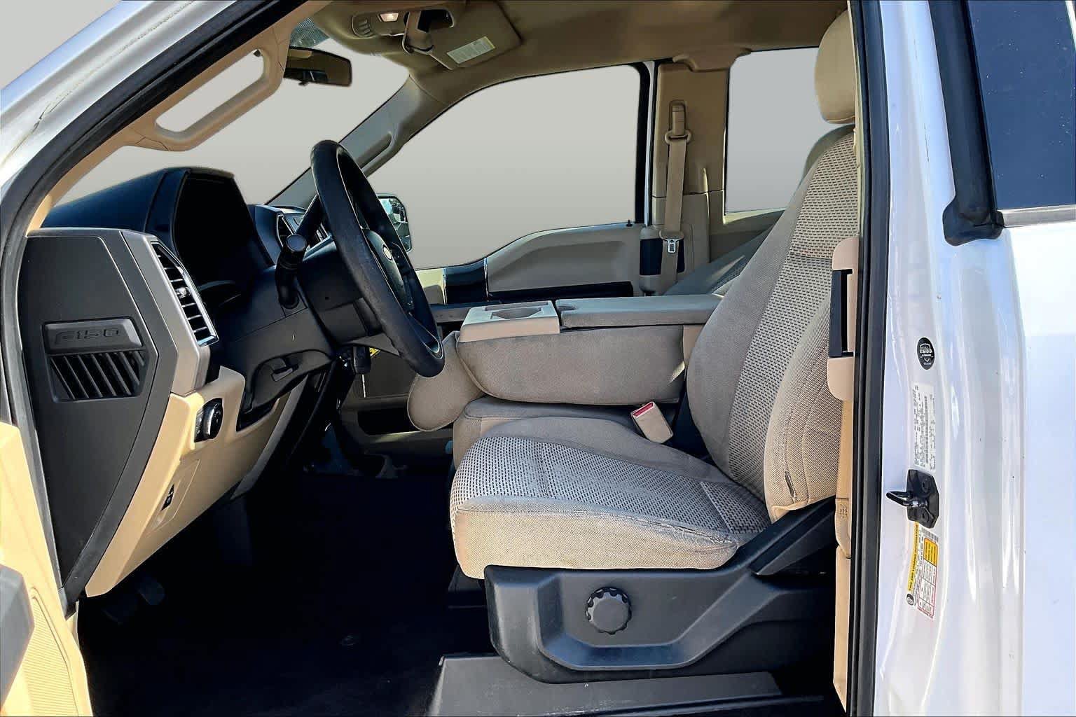 Used 2016 Ford F150 XLT RWD image 8