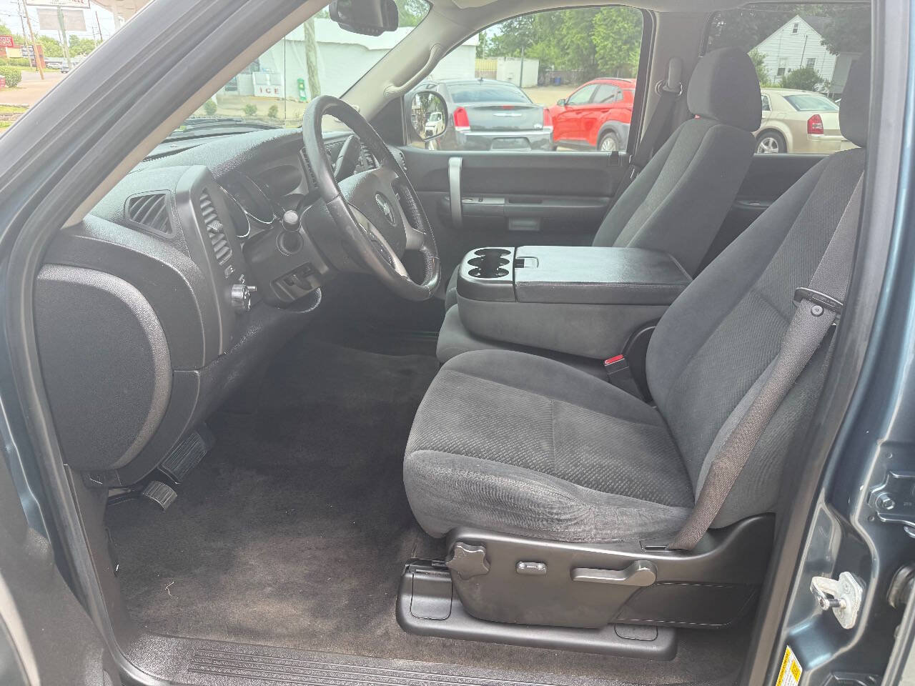 Used 2008 Chevrolet Silverado 1500 LT w/ Power Pack Plus AWD/4WD image 11
