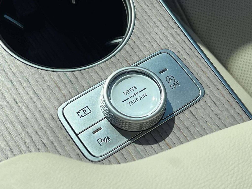 New 2027 Genesis GV80 2.5T Select AWD/4WD image 18