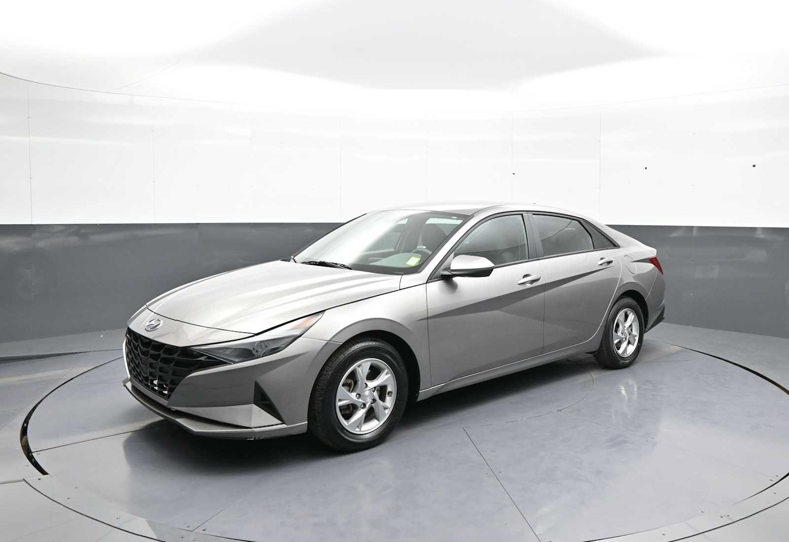 Certified 2023 Hyundai Elantra SE