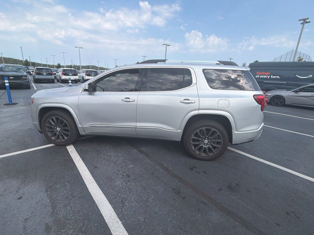Used 2020 GMC Acadia Denali AWD/4WD image 10