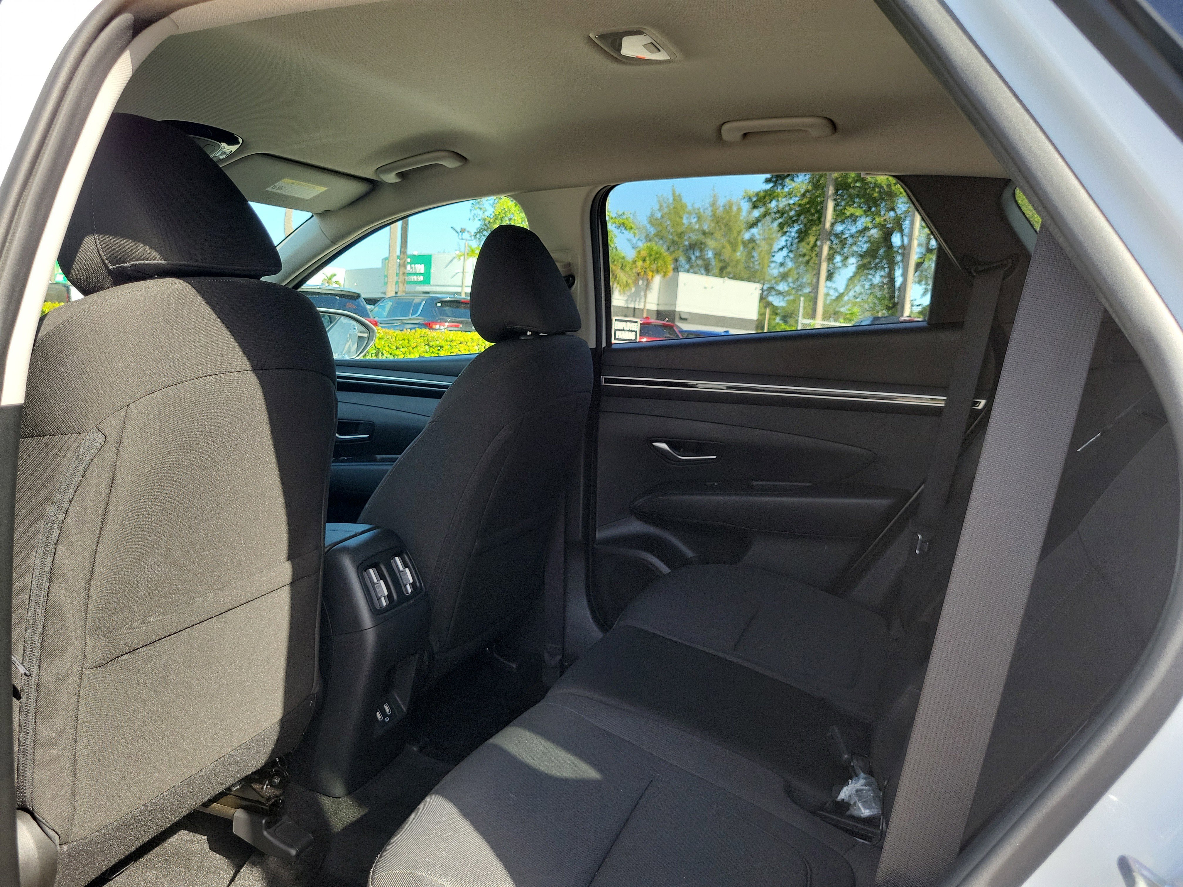 Used 2022 Hyundai Tucson SEL w/ Cargo Package image 14