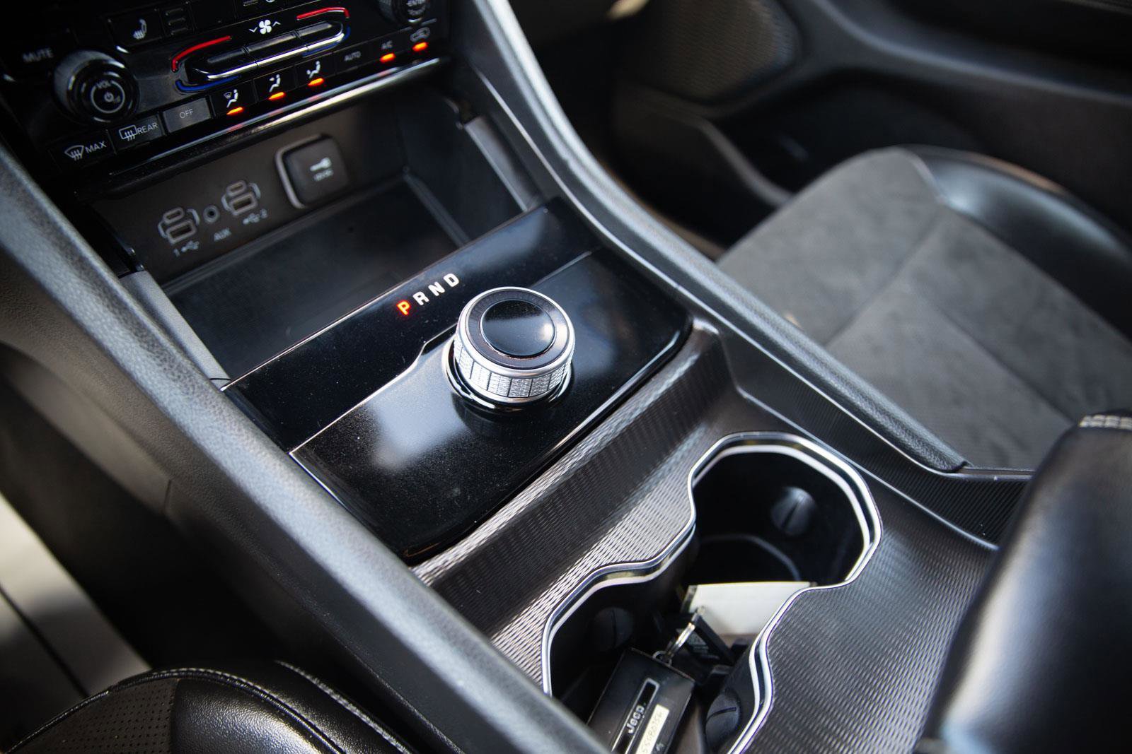 Used 2024 Jeep Grand Cherokee L Laredo image 18