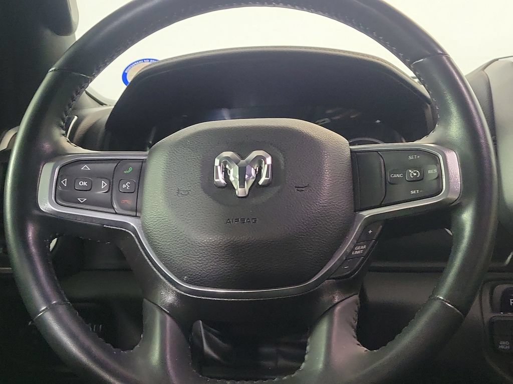 Used 2024 RAM 1500 Laramie AWD/4WD image 15