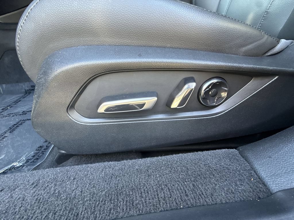 Used 2023 Acura TLX FWD image 14