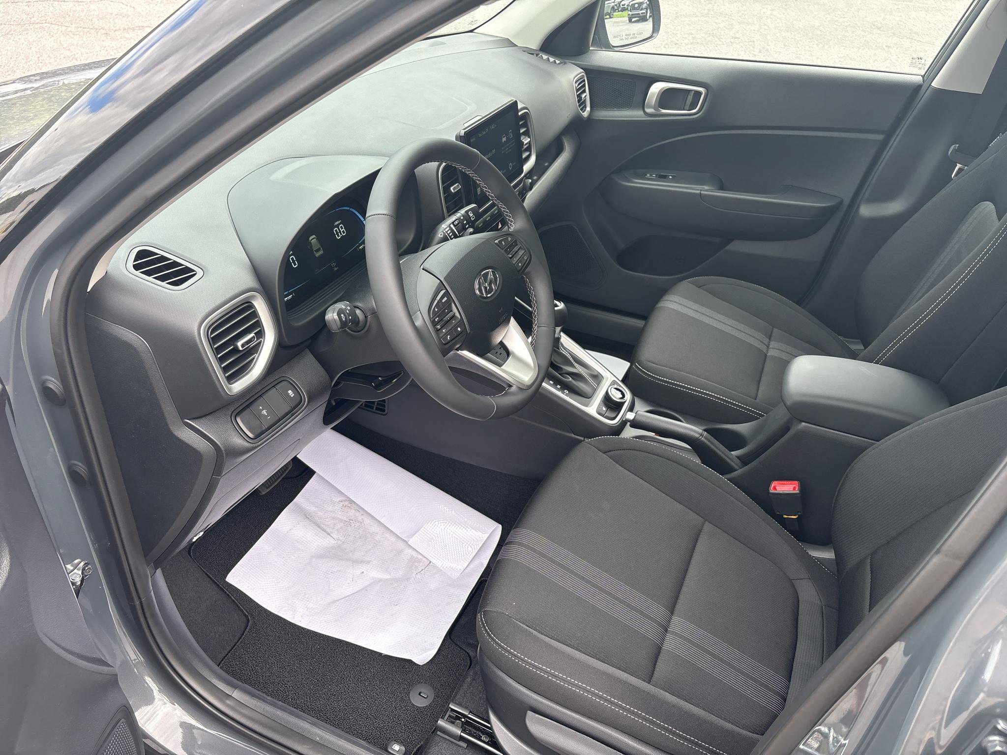 New 2026 Hyundai Venue SEL FWD image 16