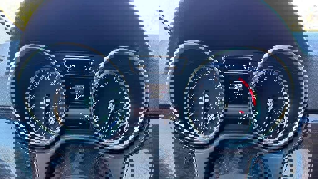 Used 2014 Mercedes-Benz ML 350 4MATIC image 14