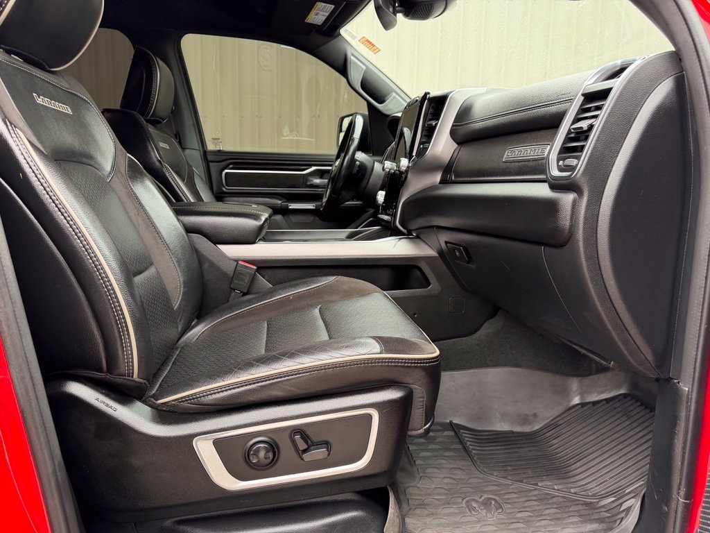 Used 2024 RAM 1500 Laramie AWD/4WD image 15