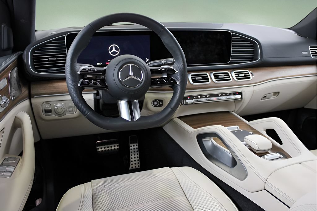 Used 2026 Mercedes-Benz GLS 580 4MATIC image 15