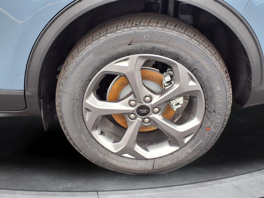 New 2026 Ford Escape ST-Line w/ Tech Pack #1 image 16