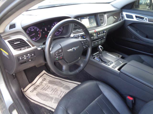 Used 2017 Genesis G80 3.8 RWD image 30