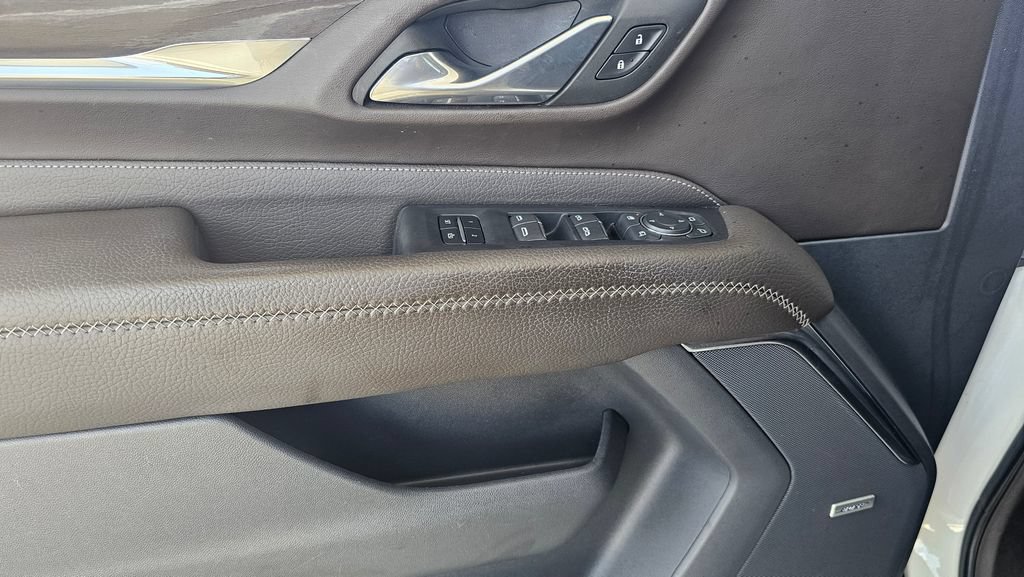 Used 2023 GMC Yukon Denali RWD image 10