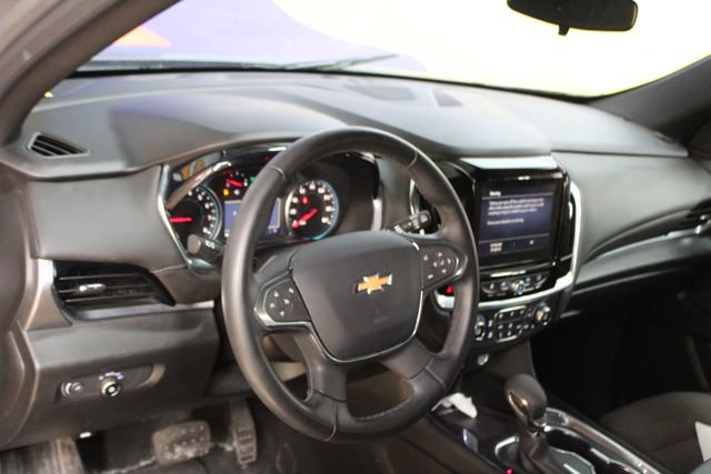 Used 2024 Chevrolet Traverse LT AWD/4WD image 14