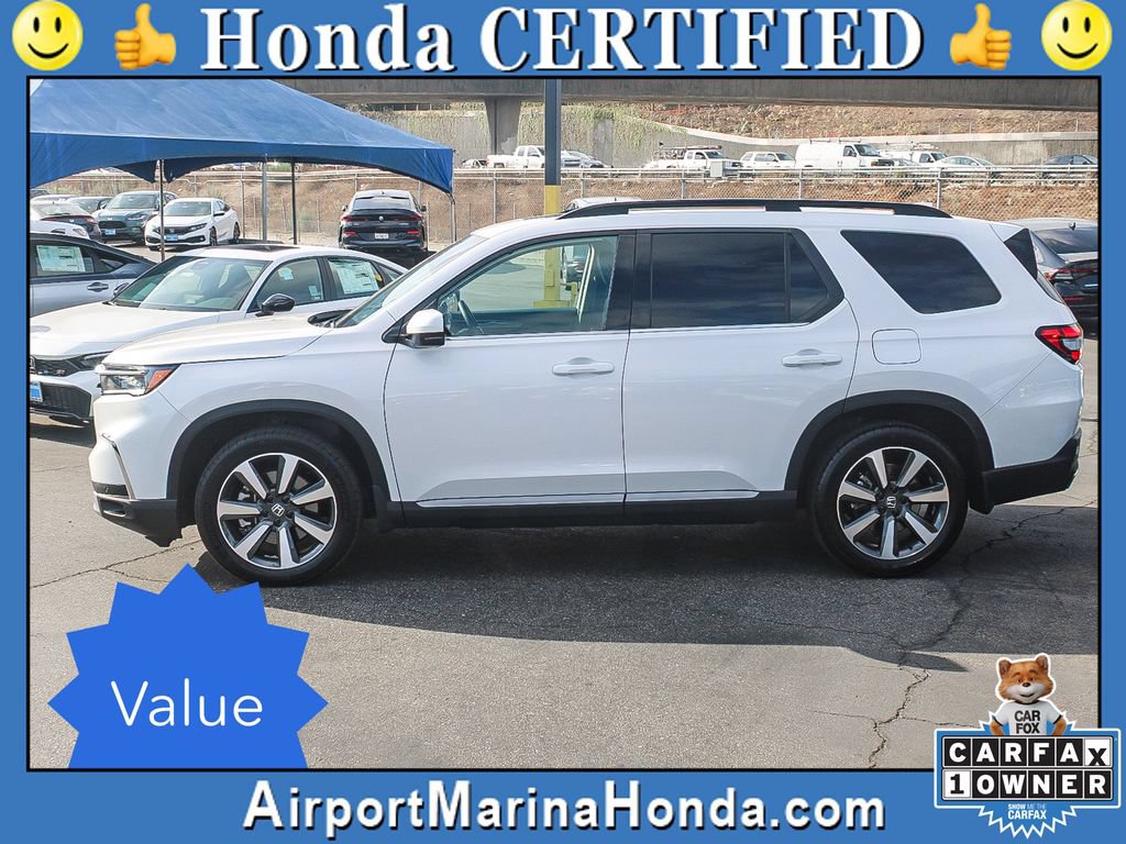 Certified 2025 Honda Pilot Touring image 3