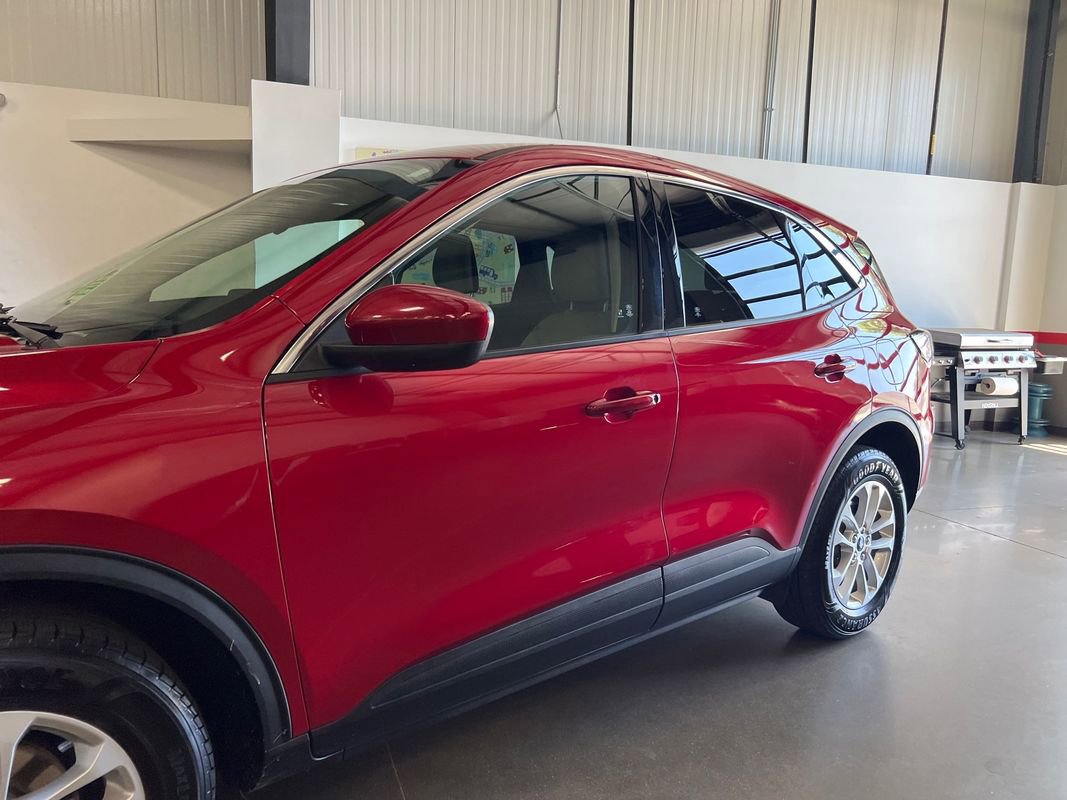 Used 2020 Ford Escape SE AWD/4WD image 25