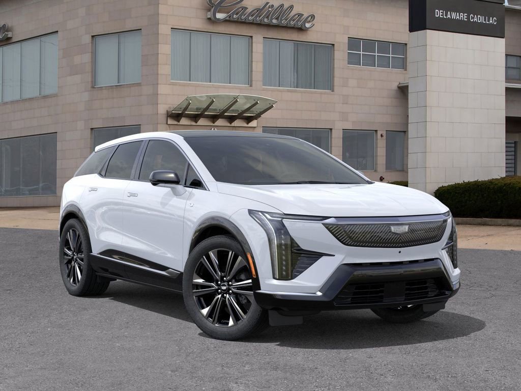 New 2026 Cadillac Optiq Luxury 2 image 7