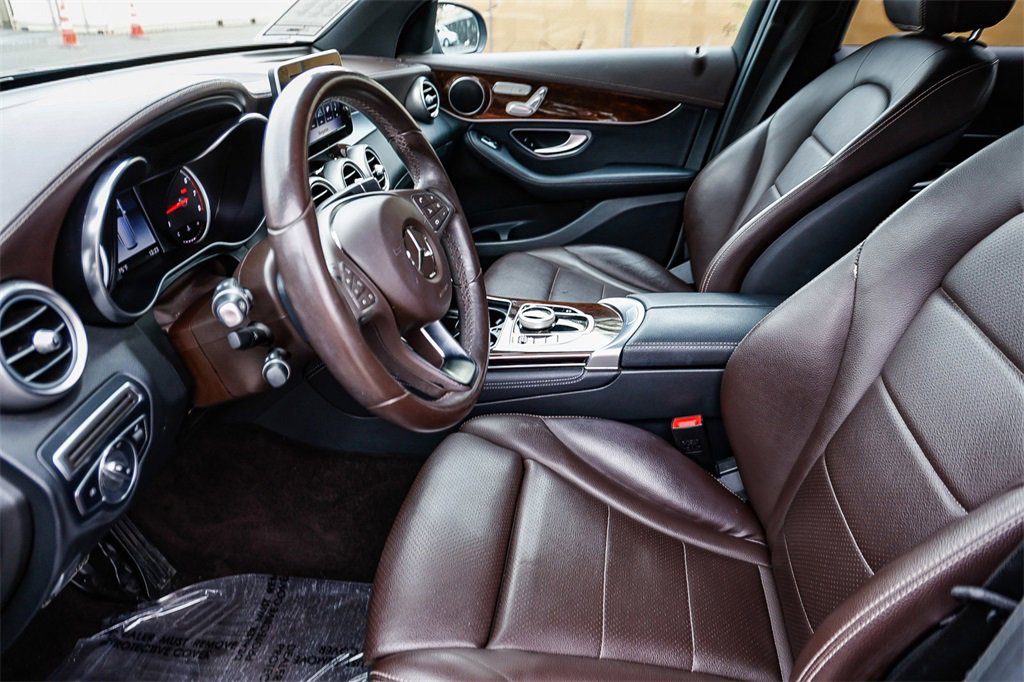 Certified 2018 Mercedes-Benz GLC 300 4MATIC image 18