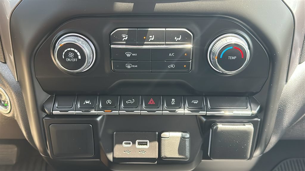 Used 2023 Chevrolet Silverado 1500 Custom RWD image 25