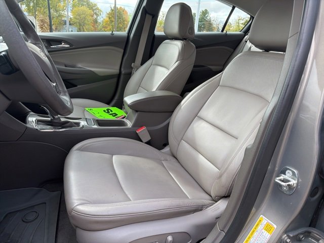 Used 2018 Chevrolet Cruze LT w/ Leather Package image 23