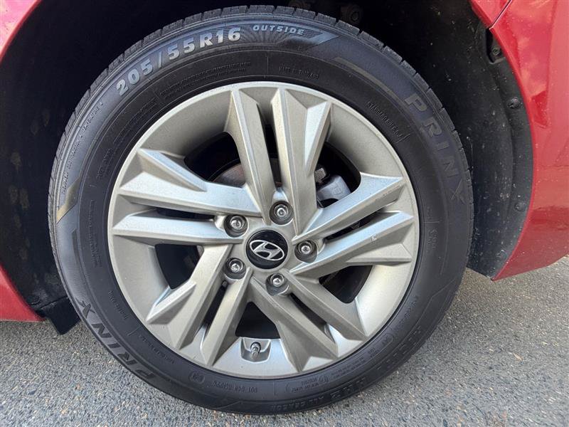 Used 2019 Hyundai Elantra SEL FWD image 19