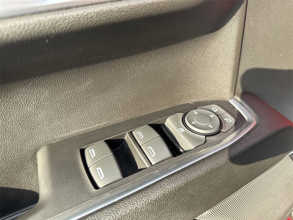 Used 2023 Chevrolet Silverado 1500 LT image 19