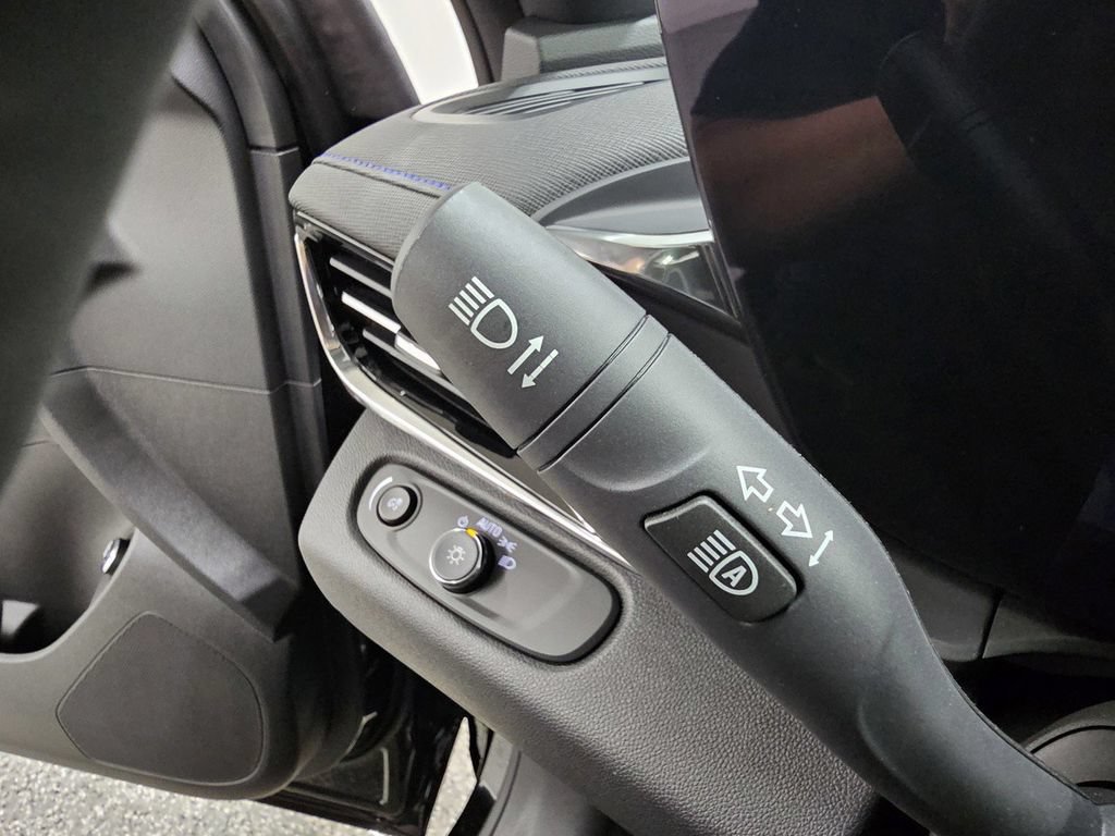 New 2026 Buick Envista Sport Touring w/ Convenience I Package FWD image 37