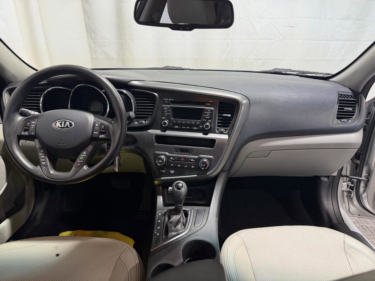 Used 2013 Kia Optima LX image 17