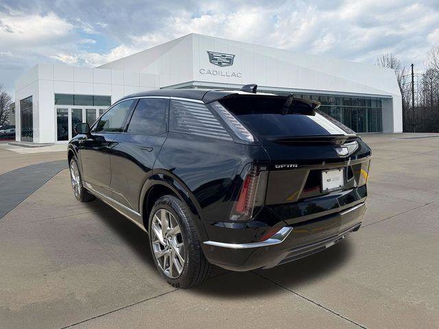 New 2025 Cadillac Optiq Luxury 2 w/ LPO, Floor Liner Package AWD/4WD image 5