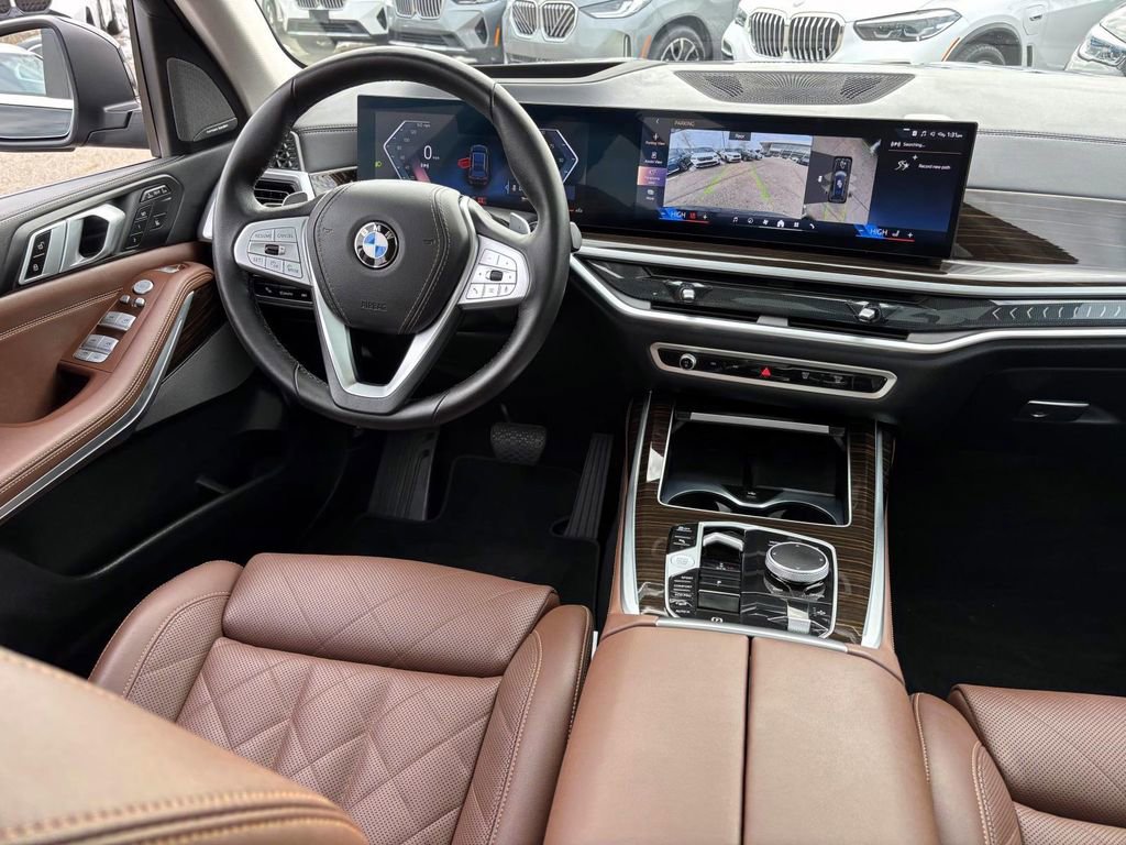 Certified 2025 BMW X7 xDrive40i image 31