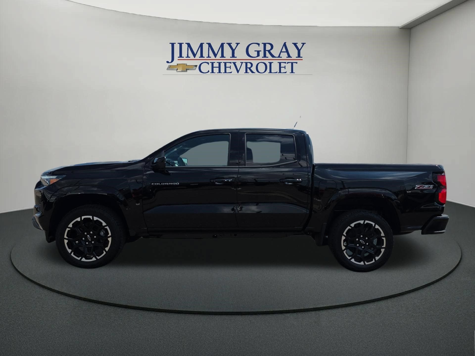 New 2026 Chevrolet Colorado Z71 w/ Technology Package AWD/4WD image 2