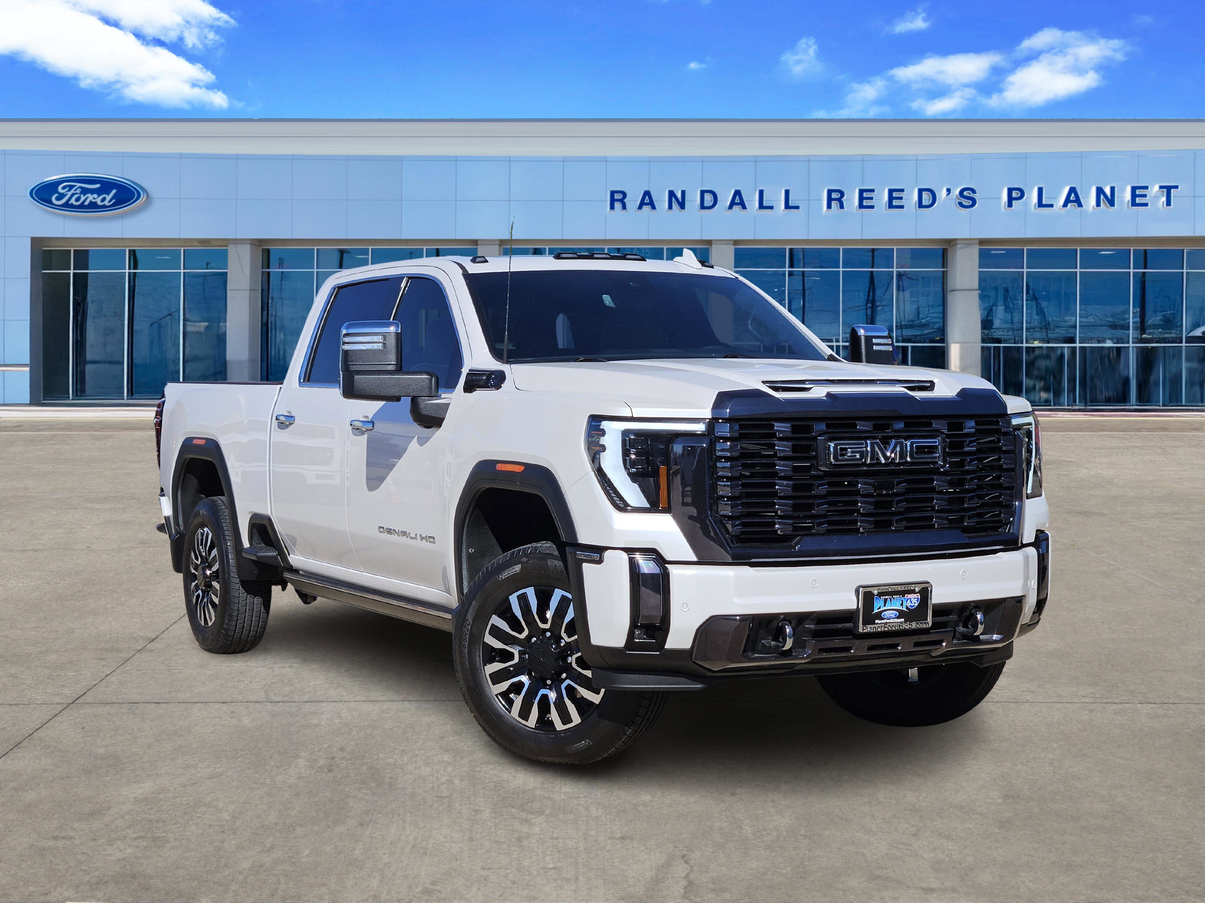 Used 2024 GMC Sierra 2500 Denali Ultimate image 1