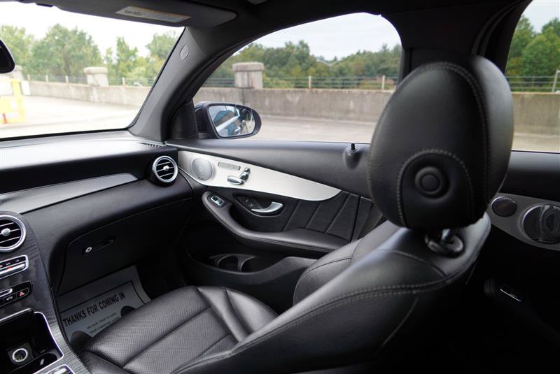 Used 2019 Mercedes-Benz GLC 300 4MATIC Coupe image 43