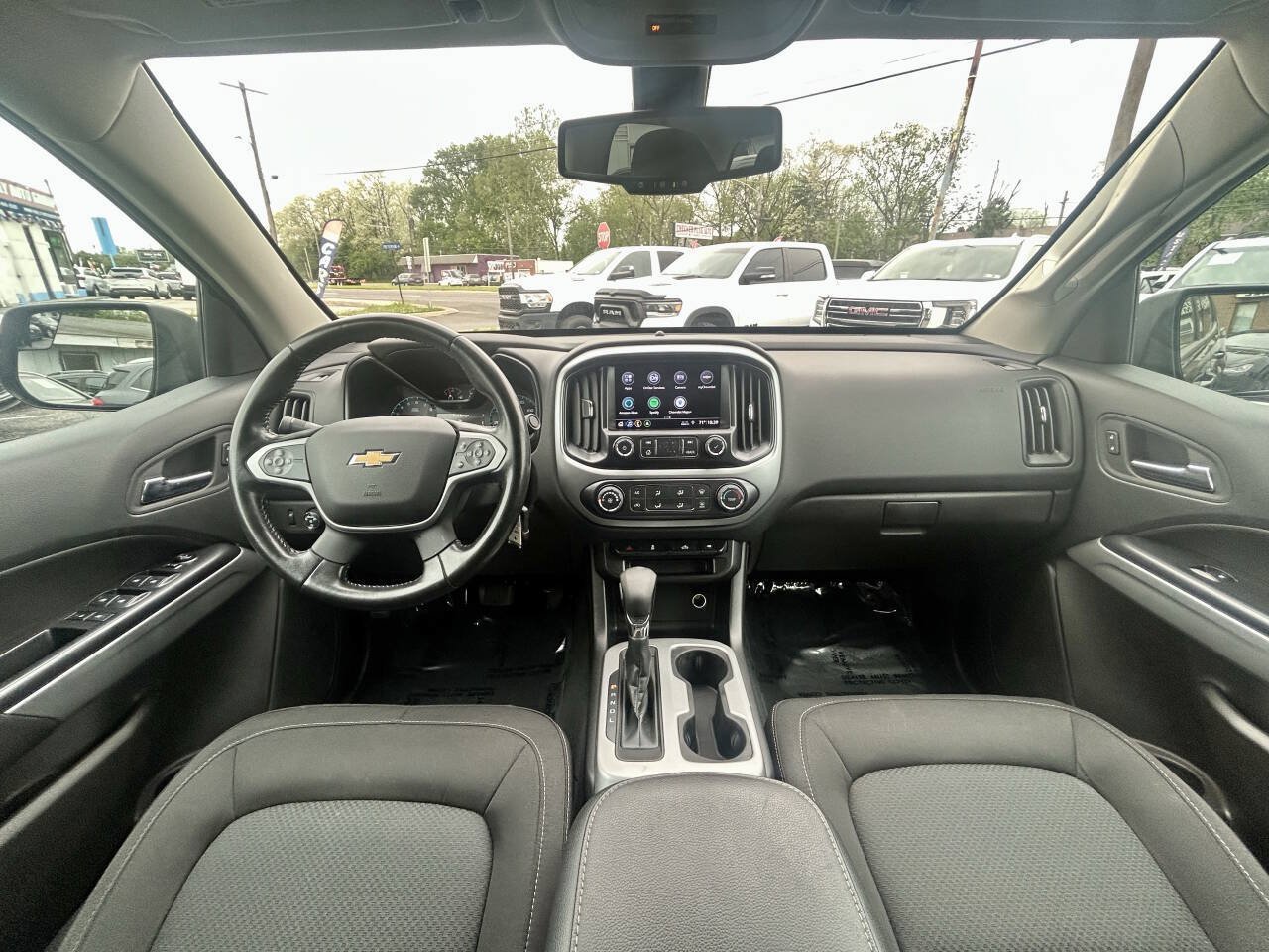 Used 2022 Chevrolet Colorado LT w/ LT Convenience Package AWD/4WD image 22