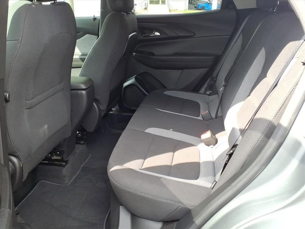 Used 2024 Chevrolet TrailBlazer LT w/ Driver Confidence Package FWD image 20